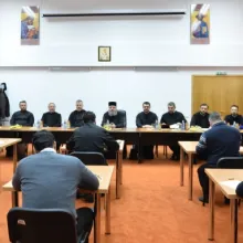 Capacitate preoţească | „Participarea la examene arată dragostea acestor tineri pentru slujirea Bisericii”, spune PS Timotei Prahoveanul