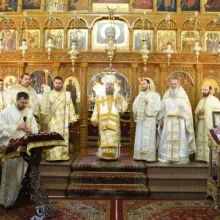 Fragmente din moaştele sfinţilor Nectarie, Petru şi Pavel aduse în Capitală | PS Timotei: „Sfintele moaşte ne ajută să parcurgem pustiul acestei lumi”