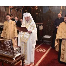 Patriarhul Daniel a sfințit racla pentru moaștele Sf. Ier. Miron. „Este o lucrare de cinstire a lui Dumnezeu și a sfinților, dar și de încurajare a evlaviei credincioșilor”