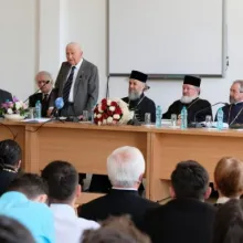Acad. Emilian Popescu a fost omagiat la Facultatea de Teologie pentru întreaga activitate