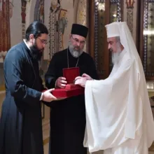 Moaște de sfinți români pentru diaspora din Canada. Darul a fost oferit de Patriarhul Daniel