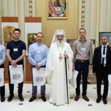 Prin iconografie trebuie să transmitem credinţa creştină – a spus Patriarhul Daniel tinerilor iconari