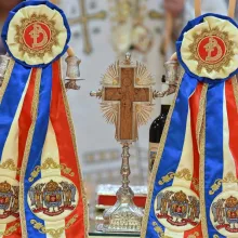 Pomenirea celor adormiți în 12 citate ale Patriarhului Daniel