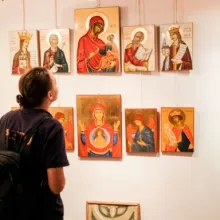 La Facultatea de Teologie din Bucureşti a fost vernisată o expoziţie de icoane