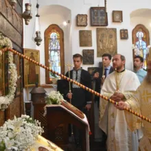Episcopul Timotei Prahoveanul a resfinţit biserica Bucur Ciobanulv