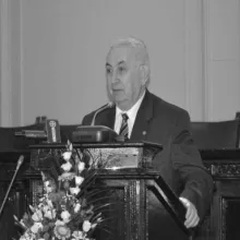 Un istoric și un avocat al limbii române corecte – Academicianul Marius Sala (1932-2018)