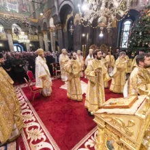 Patriarhul României: Sărbătoarea Naşterii Domnului ne descoperă iubirea nesfârşită a lui Dumnezeu faţă de oameni