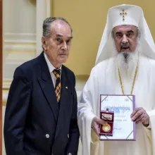 Gheorghe Leahu a donat Patriarhiei Române 32 acuarele, „comori ale arhitecturii ortodoxe românești”