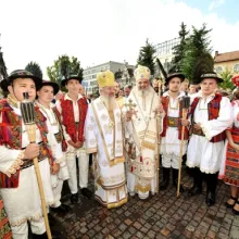 Patriarhul Daniel îl felicită pe Mitropolitul Andrei la împlinirea a șapte decenii de viață, numindu-l „ctitor harnic şi păstor dinamic”
