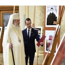 Recomandările Patriarhului Daniel către fotografii pasionați de satul românesc: Trebuie urmărită legătura cu natura