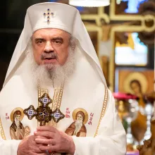 Păcătosul și bolnavul trebuie iertat și vindecat fără să fie umilit, spune Părintele Patriarh Daniel