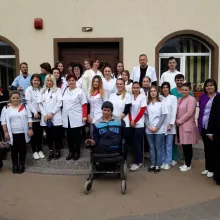 Colaborarea dintre preot, medic, farmacist și pacientul de la sat  – Modele de urmat