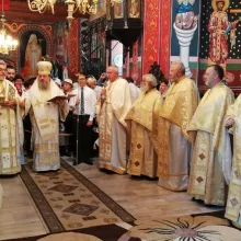 Episcopul vicar Timotei Prahoveanul a sfinţit pictura bisericii „Sf. Ier. Nicolae – Scorţeni”