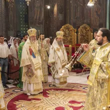 Preafericitul Părinte Patriarh Daniel a slujit de Rusalii la Patriarhie
