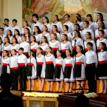 Trei corale renumite vor urca anul acesta pe scena „Lăudaţi pe Domnul!”