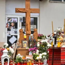 Rugăciune de pomenire a victimelor incendiului de la clubul Colectiv