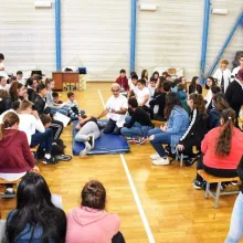 Voluntarii CMN i-au învățat pe elevii din Pantelimon cum să acorde ajutor în situații de urgență