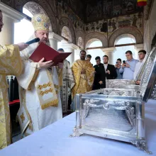 Biserica Udricani: A fost sfinţită racla pentru moaştele Sfintei Anastasia