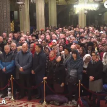 Catedrala Patriarhală, plină la trecerea dintre ani: Sute de bucureșteni au intrat în 2020 cu privirea spre altar