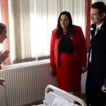 Ambasadorul Elveției, impresionat de calitatea serviciilor de îngrijiri paliative la „Sf. Nectarie”