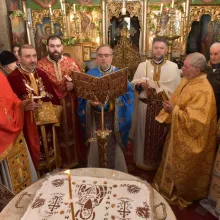 Sfântul Sfințit Mucenic Haralambie a fost cinstit la Biserica „Flămânda” din Capitală