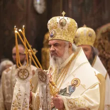 Patriarhul Daniel în Duminica Ortodoxiei: Mărturisirea dreptei credinţe deschide Cerurile