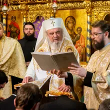 16 noi duhovnici „împrumută” lui Dumnezeu vocea și mâna pentru a spovedi în Arhiepiscopia Bucureștilor