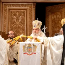 Noaptea de Înviere. Patriarhul a vorbit despre Hristos ca Vindecător și Eliberator