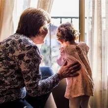 Covid-19 | Persoanele vulnerabile din parohia bucureșteană Sf. Pantelimon primesc ajutor în valoare de 11.000 lei