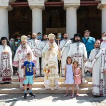 Patriarhul României: Îi felicităm pe toţi cei care poartă mască şi păstrează distanţa