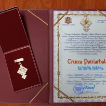 Crucea Patriarhală pentru cel mai vârstnic bărbat din lume