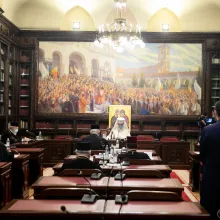 Sinodul Mitropoliei Munteniei şi Dobrogei propune înfiinţarea a şapte distincţii de vrednicie