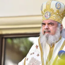 Mântuitorul îi răspunde tânărului la întrebarea esențială a vieții, dar nu insistă – Patriarhul Daniel