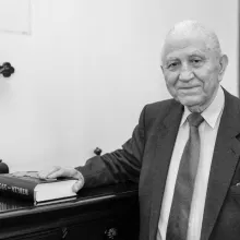 A murit Acad. Emilian Popescu