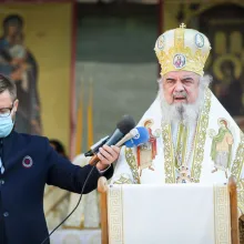 Patriarhul Daniel: Un nou „izvor de bucurie şi binecuvântare” a fost sfințit la Mănăstirea Izbuc