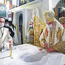 Patriarhul Daniel la Mănăstirea Izbuc: „Astăzi noi am deschis o nouă Poartă a Cerului”