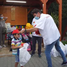 În lupta cu abandonul școlar: „Ajutor pentru elevi” de la Paraclisul Catedralei Naționale