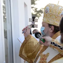 PS Timotei Prahoveanul îi numește pământ roditor pe oamenii care „au uitat de ei” în favoarea Bisericii
