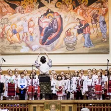 De Sf. Nicolae, Părintele Patriarh oferă daruri pentru 100 de copii din Arhiepiscopia Bucureștilor