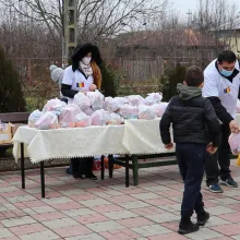 Voluntarii CMN au oferit daruri de Sf. Nicolae: 300 copii, 7 localități