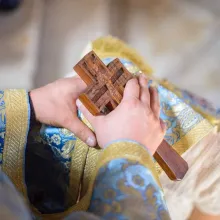 Patriarhul vorbeşte despre milostenia spirituală: Să îndemnăm la mărturisirea păcatelor