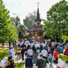 PS Timotei de hramul Catedralei Naţionale: Sărbătoarea Înălțării Domnului ne arată că nu suntem legați de ţărână