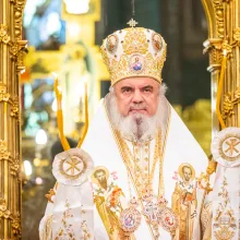 Patriarhul Daniel: Sfinţii Apostoli Petru şi Pavel – învăţători ai credinţei, pocăinţei şi misiunii Bisericii în lume