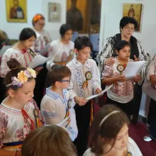 Copiii de la Centrul Sf. Sofia au serbat Ziua Eroilor cu cântece și creații artistice