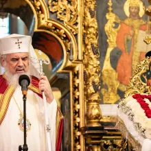 Patriarhul a vorbit în deschiderea „Putna – 150” despre o binecuvântată coincidenţă: Dumnezeu lucrează în mod surprinzător