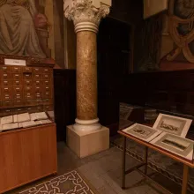 La Biblioteca Sfântului Sinod va fi prezentată Expoziţia „Lumina care luminează în întuneric”