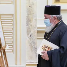 Concursul de iconografie 2021 a resuscitat preocuparea artiștilor pentru Crucea funerară și Pomelnicul de ctitorie
