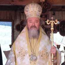 Asumarea crucii: Dumnezeu cheamă lumea la maturitate duhovnicească, spune PS Ieronim