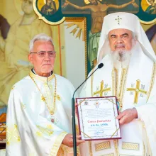 Sfințirea Bisericii „Sfântul Mercurie” din Capitală. Parohul a fost distins cu „Crucea Patriarhală”