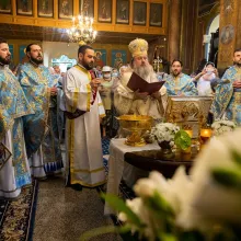 PS Timotei Prahoveanul a sfinţit la Parohia Oborul Nou racla cu un veşmânt al Sf. Dimitrie cel Nou